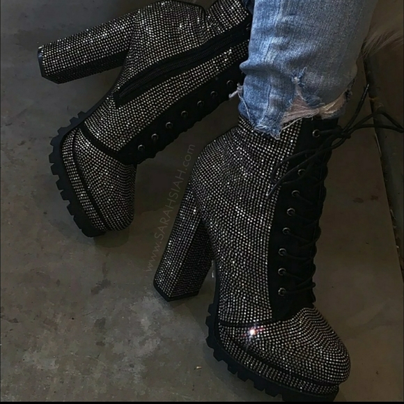 𝙇𝙖𝙨𝙩 𝙎𝙞𝙯 5.5💎Crystal Rhinestone Embellishd - Picture 6 of 10